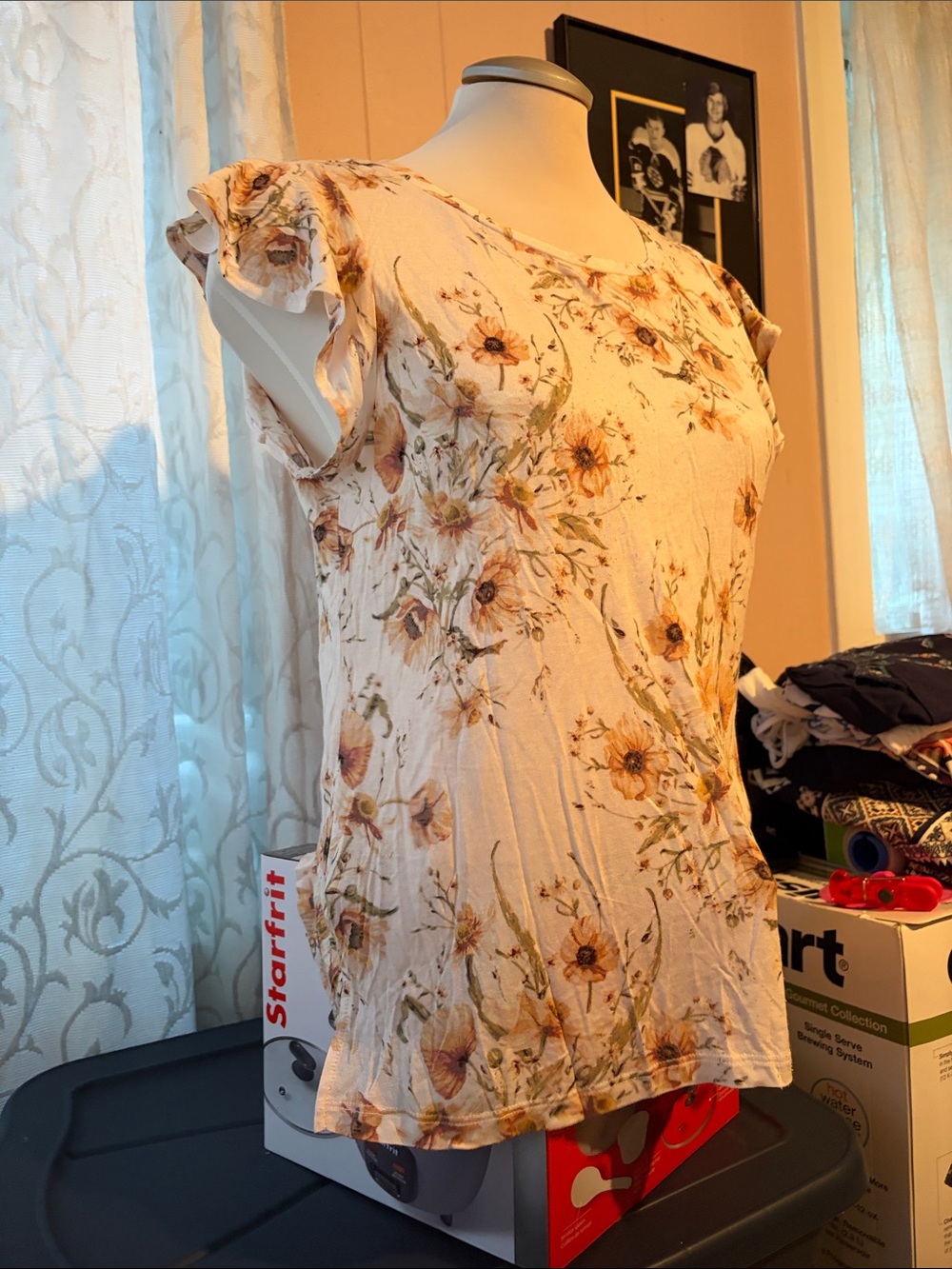 H&M Cream Floral Ruffle-Cap Camisole